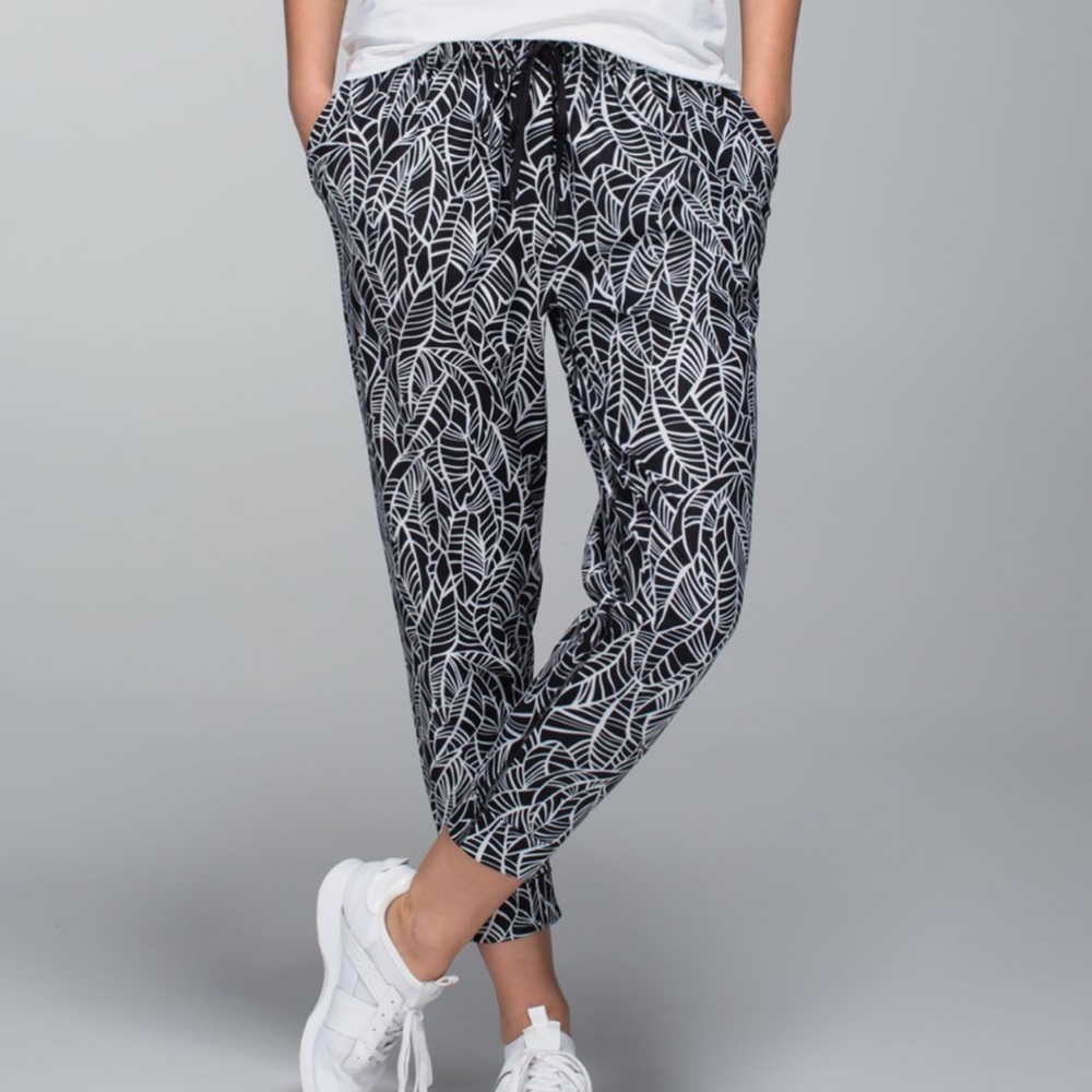 Lululemon Jet pant size 4